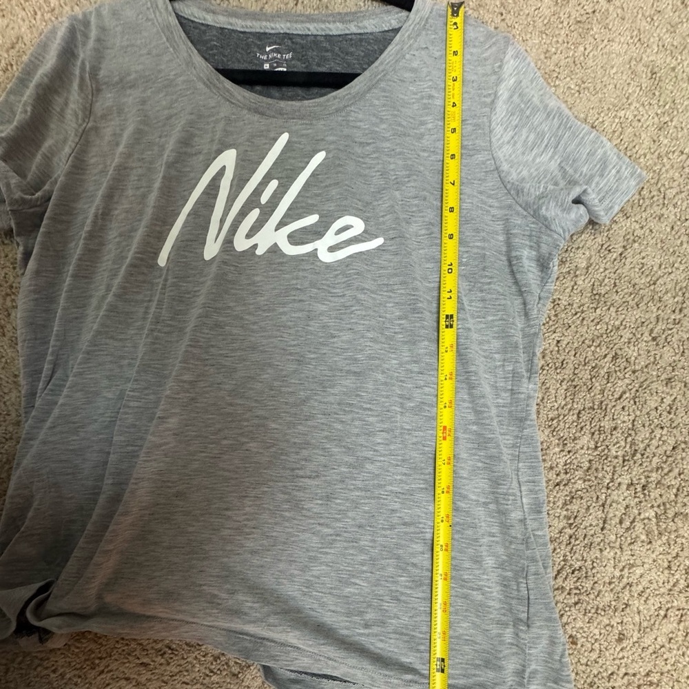 Nike The Nike Tee Dri-FIT Script Logo T-Shirt / Heather Gray / Women’s XL - Picture 5 of 6